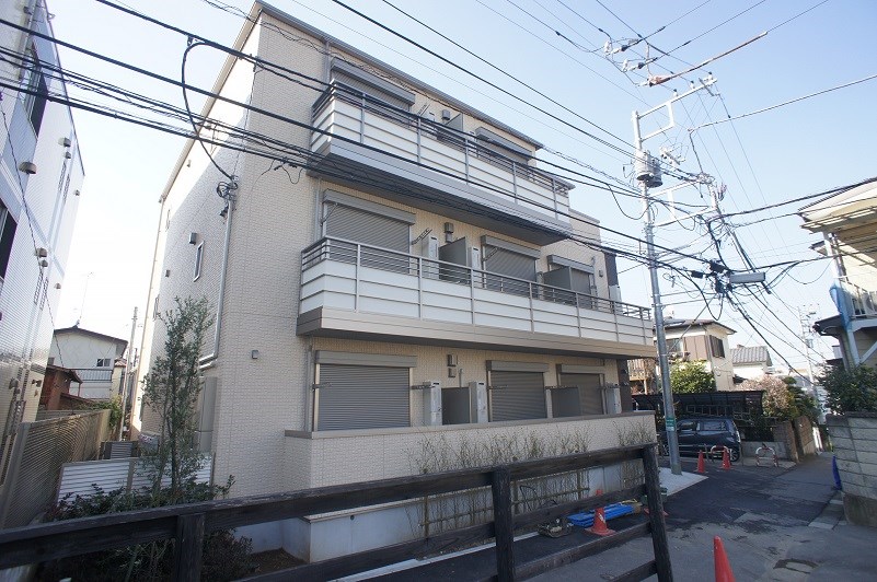 HILLCREST 001.jpg